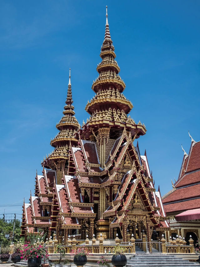 あなたの心を癒す、タイの旅へ——文化も自然もここにある🇹🇭🌺🌊