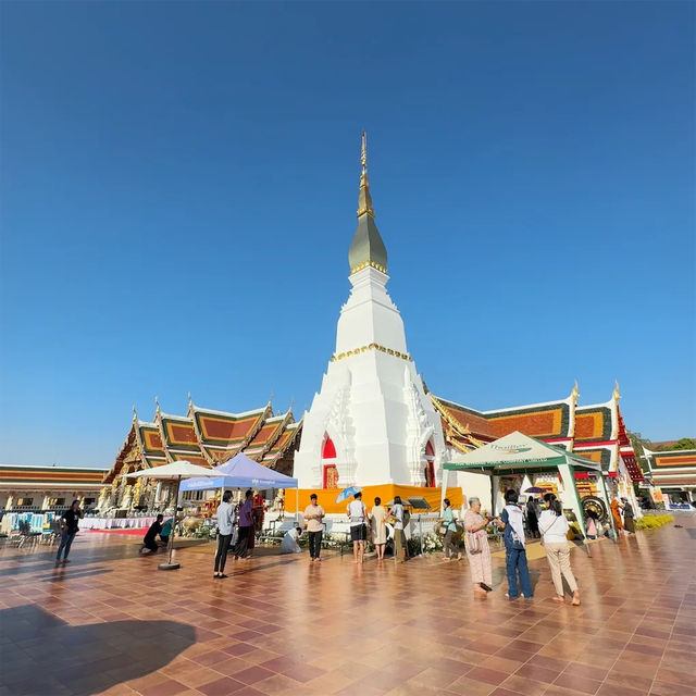 พระธาตุเชิงชุม