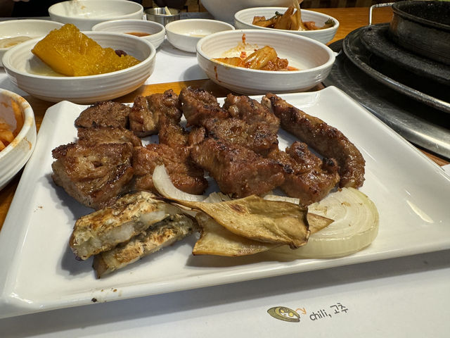 Charcoal Goodness & Juicy Ribs: QingHeGu BBQ Charms Uptown Damansara