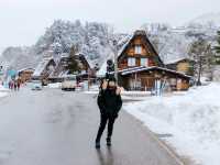 หมู่บ้านชิราคาวาโกะ (Shirakawa-go)