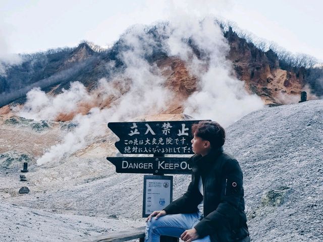 Autumn in Hokkaido: Onsen Nights & Legendary Burgers