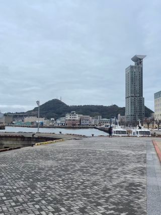 Shimonoseki Wanderings: A Gentle Remembrance in the Corridors of History
