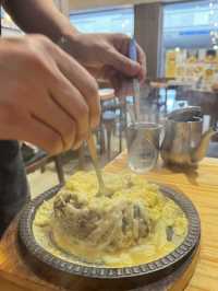 歐巴主理即炒熔岩蛋醬炒飯