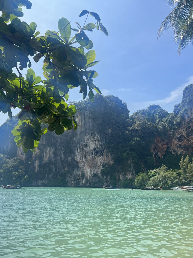 นอนพักใจ ที่ Railay Princess resort 
