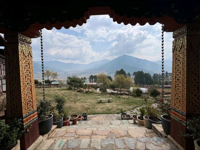 Clouds, Cranes & Walks at Phobjikha Valley Round 2