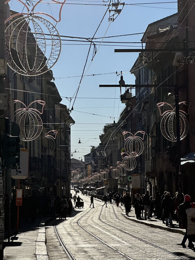 Milan: Italy Modern Pulse