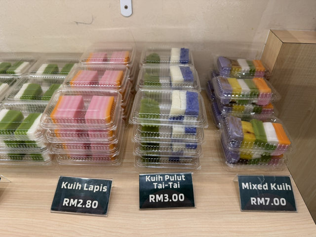 🍛 Charming Nyonya Breakfast at Li Er Cafe 莉儿 – A True Local Gem