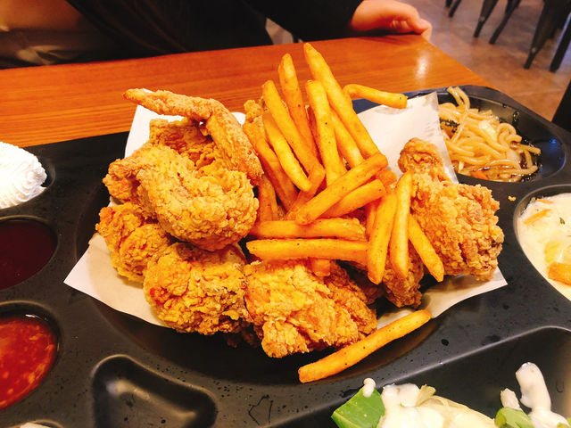 홍대 치킨 맛집 한판치킨