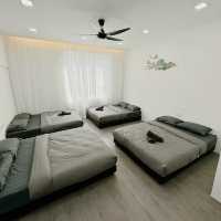 A Bold Escape of Style and Serenity