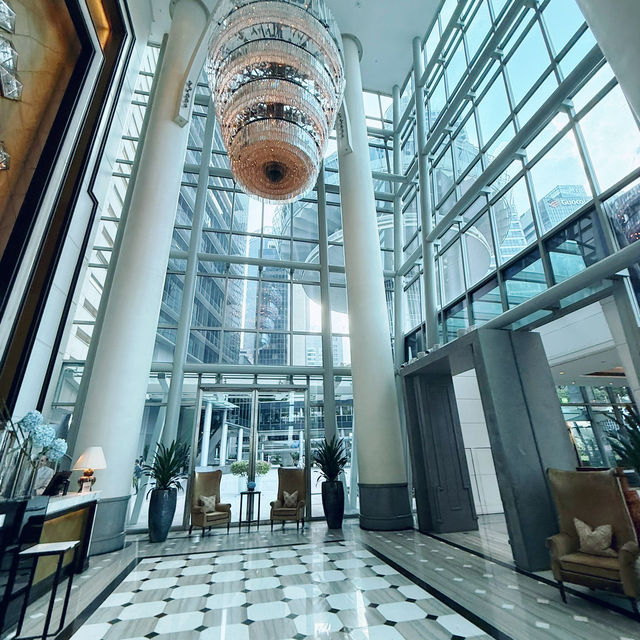 Harbourfront Glamour: The Fullerton Bay Hotel Experience 🇸🇬
