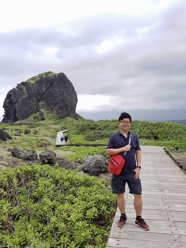 🌊 Walking Above the Waves at Sanxiantai (三仙台)