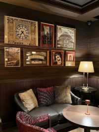 The English Bar