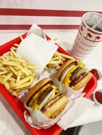 【サンフランシスコ🇺🇸】西海岸来たら絶対コレ！In-N-Out Burgerで本場の味🍔✨