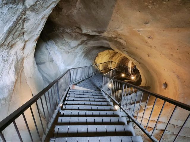 Caves, Cliffs & Ancient Vibes