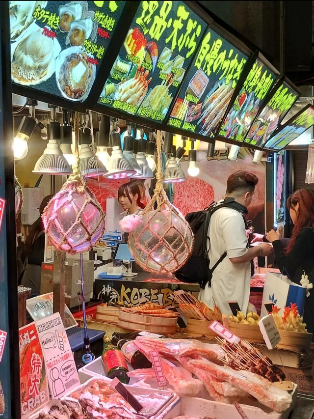 【錦市場】京の台所で食べ歩き三昧🍡五感で楽しむグルメ旅