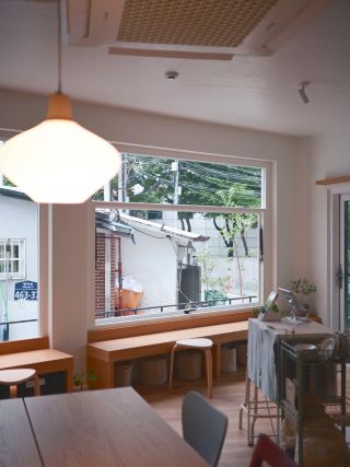 Homie Coffee near Chungjeongno Station in Seoul