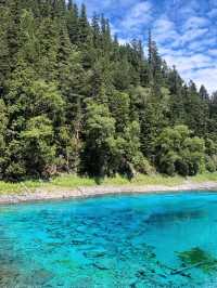 JIUZHAIGOU VALLEY · SICHUAN’S ALPINE FAIRYTALE