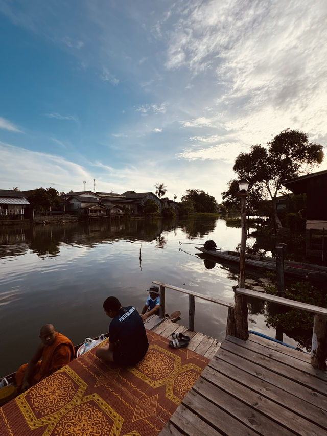 ตลาดริมคลองลำปำ พัทลุง เดินเพลินกินเพลินริมน้ำ ตลาดริมคลองลำปำ พัทลุง เดินเพลินกินเพลินริมน้ำ