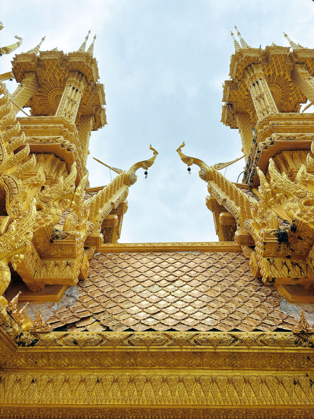 วัดจันทร์ตะวันตก วัดสวยเมืองพิษณุโลก