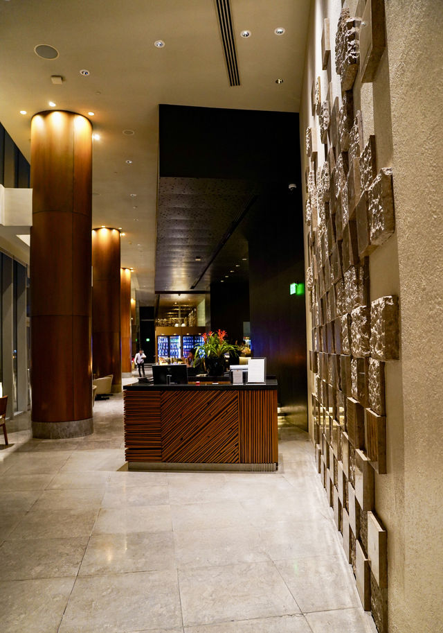 🌅 รีวิว C Lounge @ Conrad Manila 🇵🇭