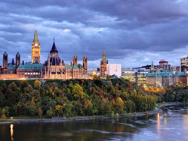 🏙 오타와 국회의사당: 캐나다 정치의 심장