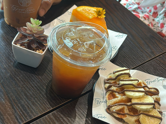  ⸻  🌳☕ Type Tree Café & Restaurant – คาเฟ่สวนร่มรื่