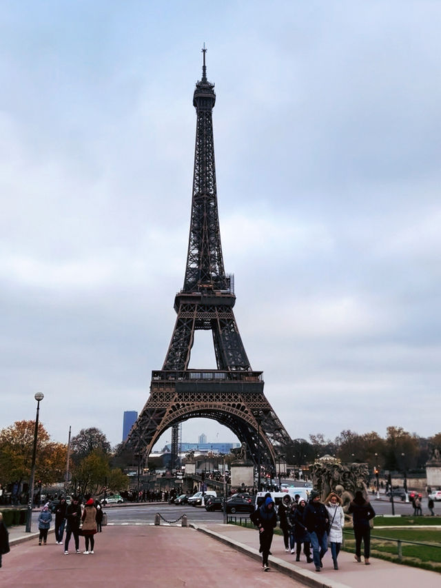 Don’t Leave Paris Without Doing This at the Eiffel Tower Don’t Leave Paris Without Doing This at the Eiffel Tower