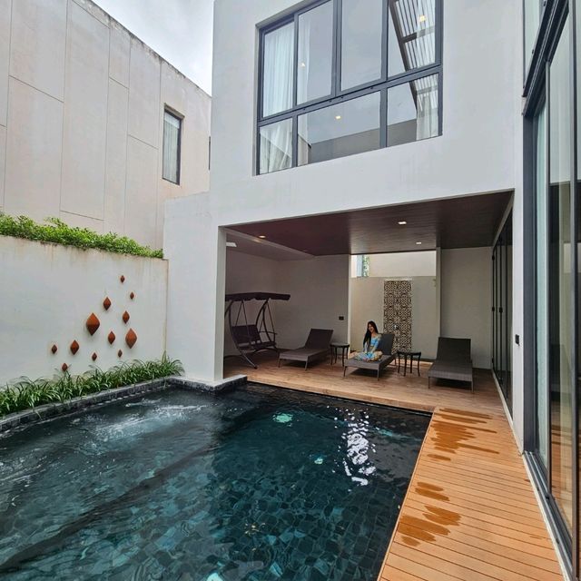 A 4 bedroom pool villa in Bangtao, Phuket