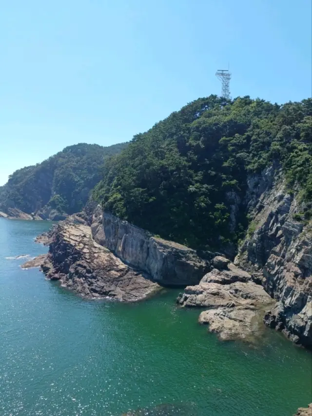 Songdo Marine Cable Car: Soaring Above the Sea