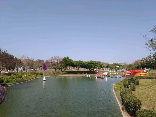 台中那個大到會走到腿軟的「中央公園」 台中那個大到會走到腿軟的「中央公園」