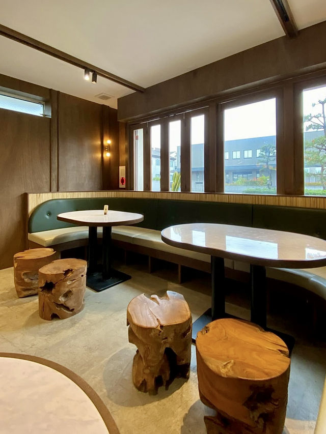 🌧 Cozy Hideaway at Woodberry Coffee Kamakura