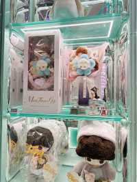 Pop Mart Shanghai (ถนน Nanjing) 