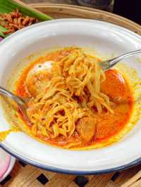 ข้าวซอยกระด้ง ร้านฮอตฮิตเชียงใหม่🔥