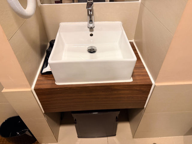 ป้ายยา โรงแรม รามาดา ฮ่องกง ฮาร์เบอร์วิว