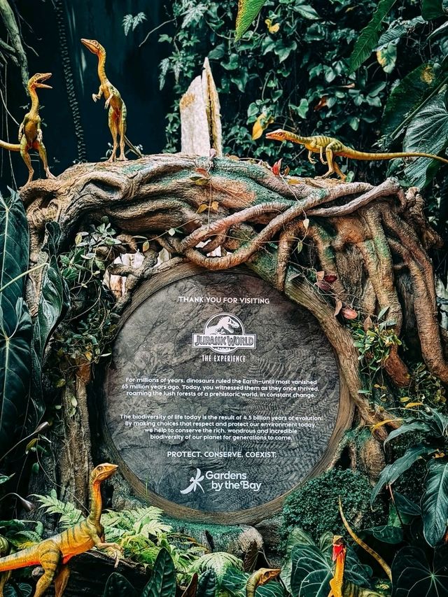 “Prehistoric Light Odyssey at Gardens by the Bay”