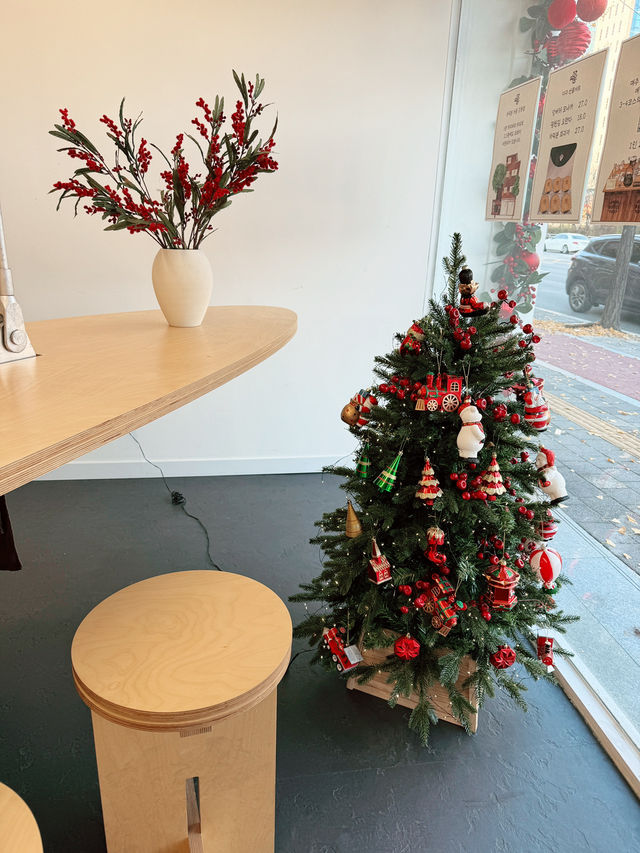 ํฌ๋ฆฌ์ค๋ง์ค ๊ฐ์ฑ ์นดํ ์ถ์ฒ ๐ซถ๐ป ํฌ๋ฆฌ์ค๋ง์ค ๊ฐ์ฑ ์นดํ ์ถ์ฒ ๐ซถ๐ป