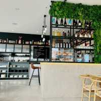 Soft Light & Soulful Sips