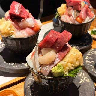 別錯過！藏在狸小路裡的平價海鮮丼