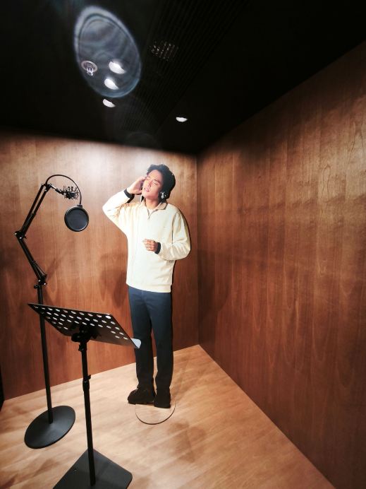 レスリー・チャン（お兄さん）のメモリアル展示会。 | Trip.com 香港