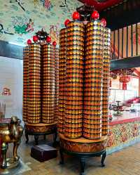 Hidden Temples & Quiet Vibes: My Wu Lei Gong Escape in Bukit Batok 🏮✨