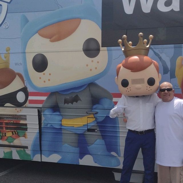 Chillin With Freddy Funko !!!