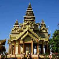 Bagan Golden Palace