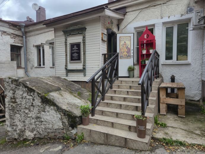 The Merchant Zhavoronkov House Buffet Museum: A Hidden Gastronomic Corner of Old Vyborg🏛☕️