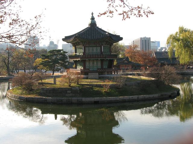 History and Modernity in Seoul