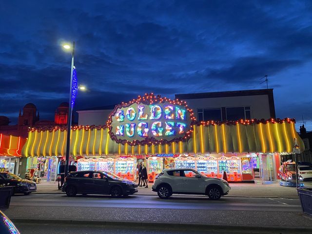 Nightfall in Great Yarmouth:Tapestry of Light