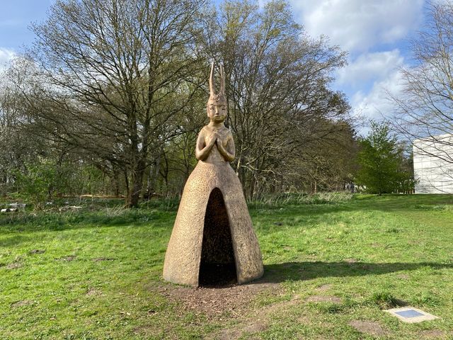 🏛️🗿 Sainsbury Centre Sculpture Area