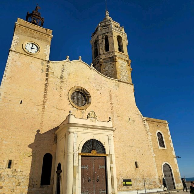 유럽여행 중 들려보면 좋을 휴양도시인 Sitges 시체스