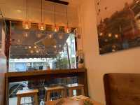 Discovering Antwerp + Hidden Foodie Gem: Noung Inle!
