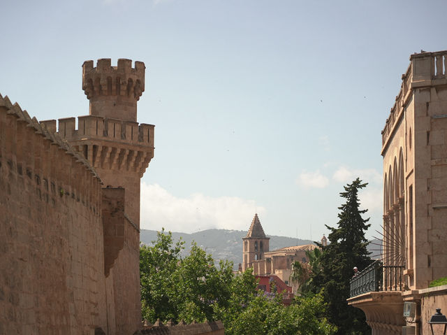 La Seu. The welcoming fortress into Palma de Mallorca
