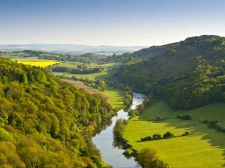 My favorite train trip in Britain: The Cambrian Line!
